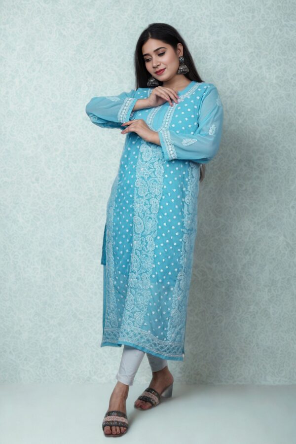 Georgette Kurti - Image 5