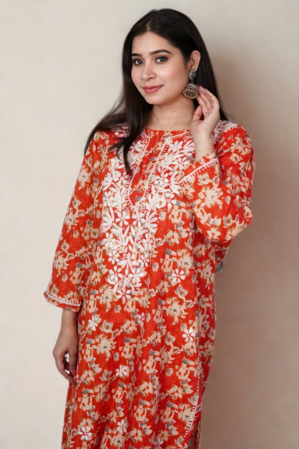Mulmul Chikankari Kurti Set - Image 3